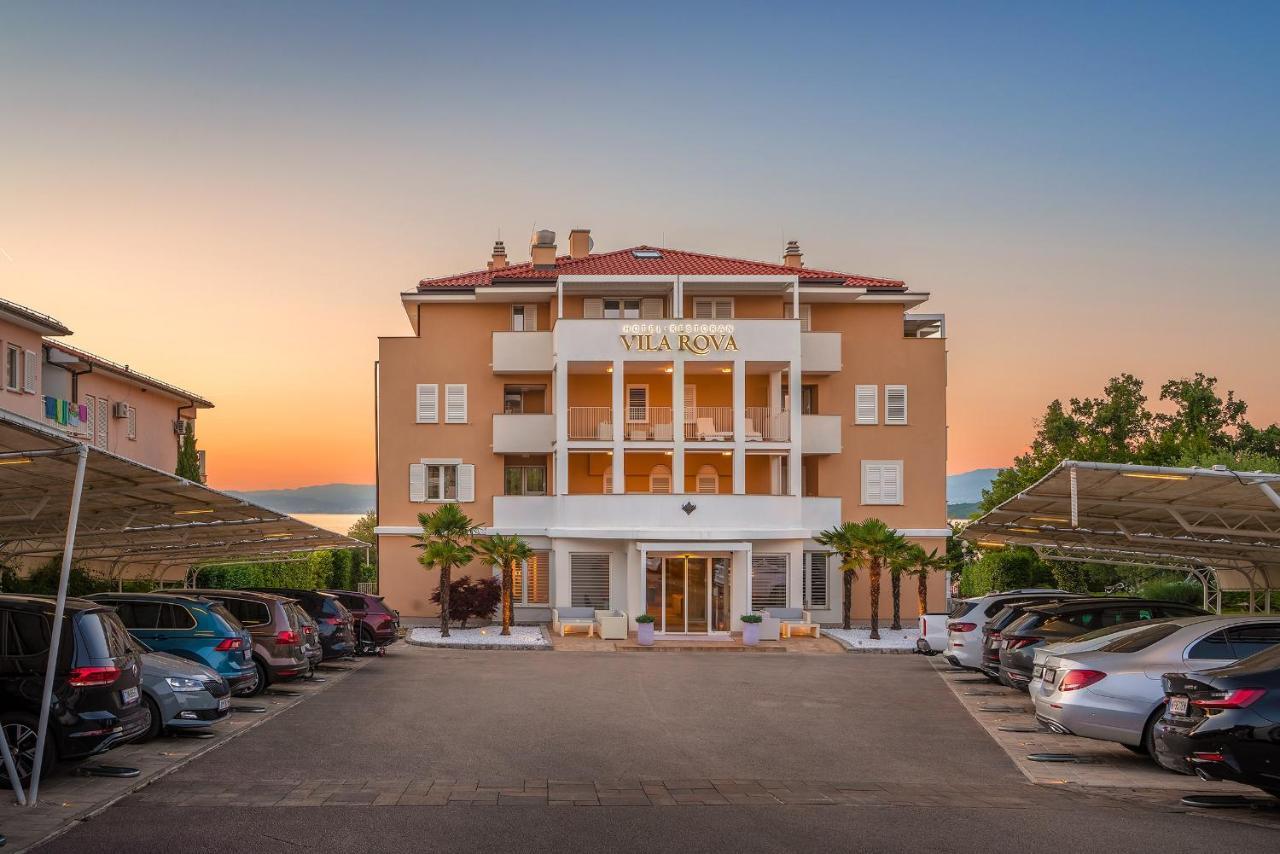 Hotel Vila Rova Malinska Bagian luar foto